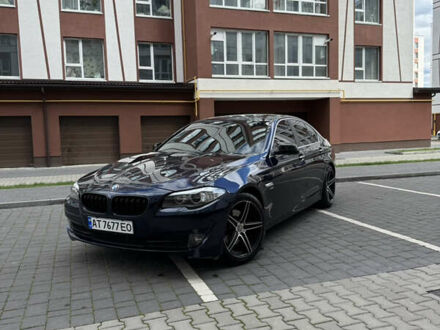 Синій БМВ 5 Серія, об'ємом двигуна 2 л та пробігом 130 тис. км за 14500 $, фото 1 на Automoto.ua