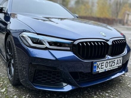 Синій БМВ 5 Серія, об'ємом двигуна 3 л та пробігом 141 тис. км за 32000 $, фото 1 на Automoto.ua