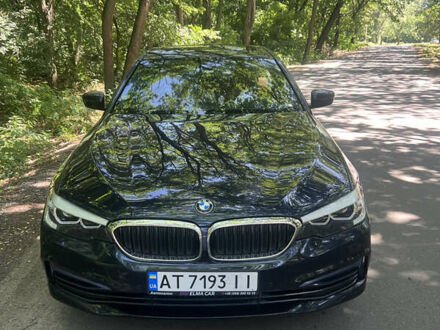 БМВ 5 Серия 2019 в Днепре (Днепропетровске) на Automoto.ua Синий БМВ 5 Серия, объемом двигателя 2 л и пробегом 116 тыс. км за 29500 $, фото 1 на Automoto.ua