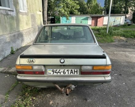 Зеленый БМВ 5 Серия, объемом двигателя 2 л и пробегом 1000 тыс. км за 600 $, фото 3 на Automoto.ua