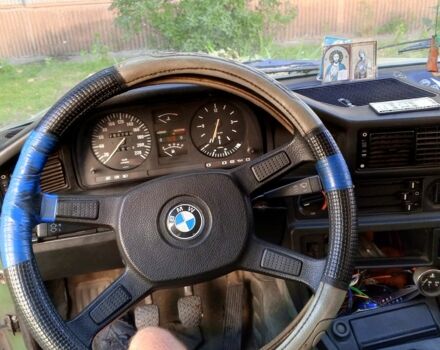 Зеленый БМВ 5 Серия, объемом двигателя 2 л и пробегом 262 тыс. км за 1000 $, фото 2 на Automoto.ua