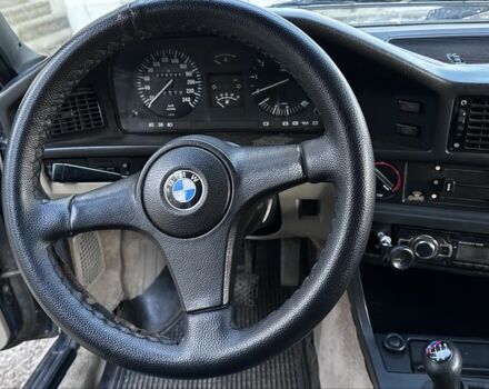 Зелений БМВ 5 Серія, об'ємом двигуна 2 л та пробігом 280 тис. км за 1400 $, фото 15 на Automoto.ua