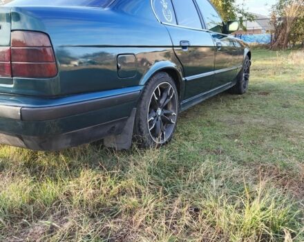 Зелений БМВ 5 Серія, об'ємом двигуна 2 л та пробігом 250 тис. км за 2800 $, фото 4 на Automoto.ua