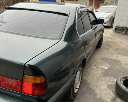 Зелений БМВ 5 Серія, об'ємом двигуна 2.5 л та пробігом 300 тис. км за 2500 $, фото 5 на Automoto.ua