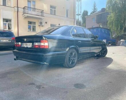 Зелений БМВ 5 Серія, об'ємом двигуна 2.4 л та пробігом 340 тис. км за 2100 $, фото 4 на Automoto.ua