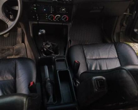 Зелений БМВ 5 Серія, об'ємом двигуна 2.5 л та пробігом 500 тис. км за 2900 $, фото 13 на Automoto.ua
