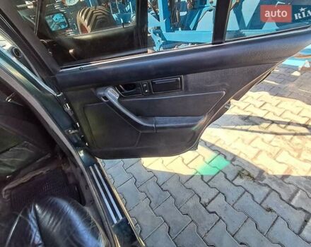 Зеленый БМВ 5 Серия, объемом двигателя 2.5 л и пробегом 312 тыс. км за 3100 $, фото 12 на Automoto.ua