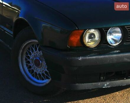 Зеленый БМВ 5 Серия, объемом двигателя 2.5 л и пробегом 312 тыс. км за 3100 $, фото 2 на Automoto.ua