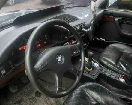 Зеленый БМВ 5 Серия, объемом двигателя 2.4 л и пробегом 276 тыс. км за 2500 $, фото 7 на Automoto.ua