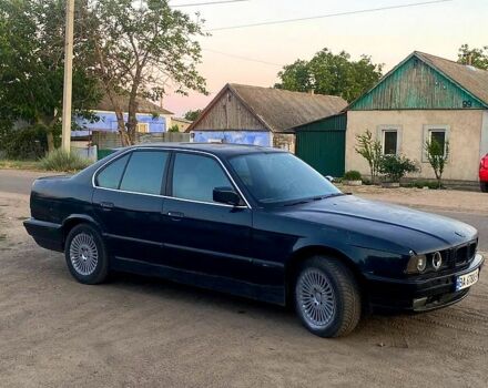 Зелений БМВ 5 Серія, об'ємом двигуна 3.4 л та пробігом 240 тис. км за 2300 $, фото 4 на Automoto.ua