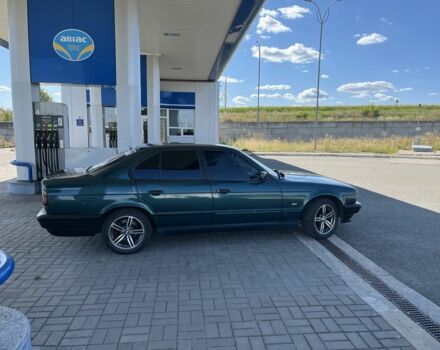 Зелений БМВ 5 Серія, об'ємом двигуна 2 л та пробігом 345 тис. км за 3100 $, фото 6 на Automoto.ua
