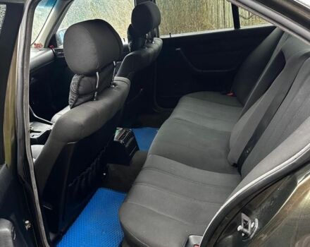 Зеленый БМВ 5 Серия, объемом двигателя 2.5 л и пробегом 300 тыс. км за 2500 $, фото 3 на Automoto.ua