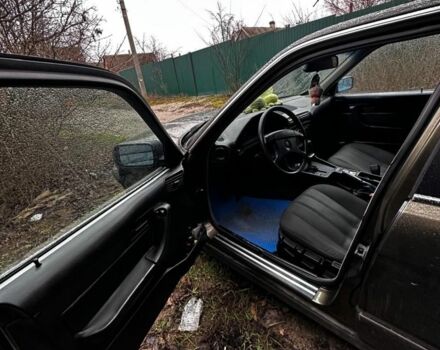 Зеленый БМВ 5 Серия, объемом двигателя 2.5 л и пробегом 300 тыс. км за 2500 $, фото 6 на Automoto.ua