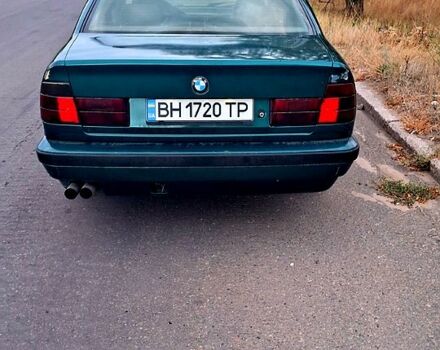 Зеленый БМВ 5 Серия, объемом двигателя 2 л и пробегом 350 тыс. км за 2500 $, фото 2 на Automoto.ua