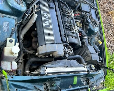 Зеленый БМВ 5 Серия, объемом двигателя 2.5 л и пробегом 530 тыс. км за 2700 $, фото 4 на Automoto.ua