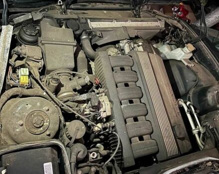 Зеленый БМВ 5 Серия, объемом двигателя 2.5 л и пробегом 250 тыс. км за 1500 $, фото 12 на Automoto.ua