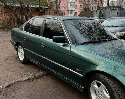 Зеленый БМВ 5 Серия, объемом двигателя 2 л и пробегом 3 тыс. км за 1950 $, фото 1 на Automoto.ua