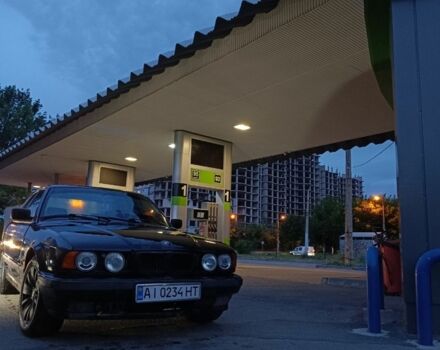 Зелений БМВ 5 Серія, об'ємом двигуна 2 л та пробігом 444 тис. км за 2599 $, фото 5 на Automoto.ua