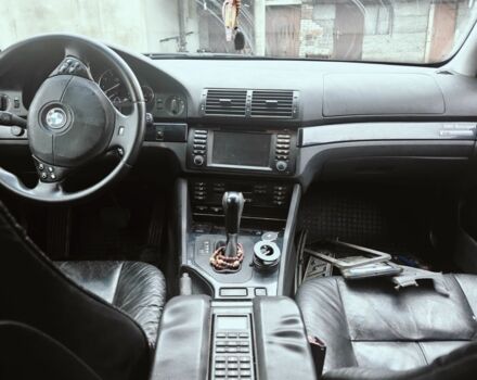 Зелений БМВ 5 Серія, об'ємом двигуна 2.8 л та пробігом 100 тис. км за 2000 $, фото 3 на Automoto.ua