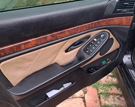 Зеленый БМВ 5 Серия, объемом двигателя 2.8 л и пробегом 360 тыс. км за 3000 $, фото 4 на Automoto.ua