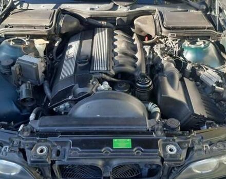 Зеленый БМВ 5 Серия, объемом двигателя 1.99 л и пробегом 355 тыс. км за 4650 $, фото 7 на Automoto.ua