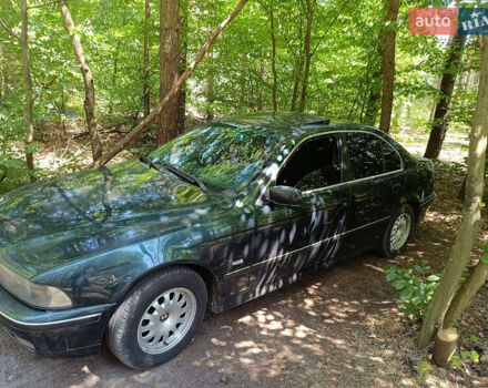 Зелений БМВ 5 Серія, об'ємом двигуна 1.99 л та пробігом 270 тис. км за 3000 $, фото 3 на Automoto.ua