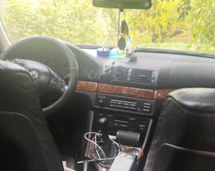 Зелений БМВ 5 Серія, об'ємом двигуна 2 л та пробігом 400 тис. км за 3500 $, фото 3 на Automoto.ua