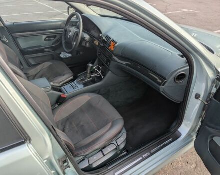 Зеленый БМВ 5 Серия, объемом двигателя 2 л и пробегом 330 тыс. км за 4800 $, фото 16 на Automoto.ua