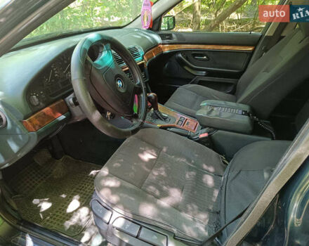 Зелений БМВ 5 Серія, об'ємом двигуна 1.99 л та пробігом 270 тис. км за 3000 $, фото 2 на Automoto.ua