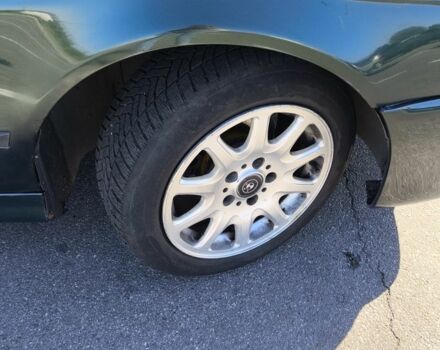 Зелений БМВ 5 Серія, об'ємом двигуна 2 л та пробігом 330 тис. км за 4600 $, фото 9 на Automoto.ua