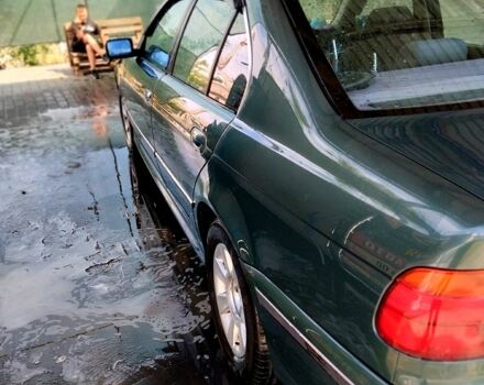 Зеленый БМВ 5 Серия, объемом двигателя 2 л и пробегом 252 тыс. км за 3500 $, фото 2 на Automoto.ua