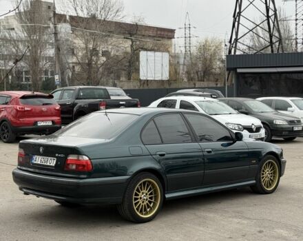 Зеленый БМВ 5 Серия, объемом двигателя 4.4 л и пробегом 300 тыс. км за 6400 $, фото 3 на Automoto.ua