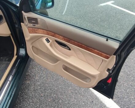 Зеленый БМВ 5 Серия, объемом двигателя 4.4 л и пробегом 360 тыс. км за 4600 $, фото 6 на Automoto.ua