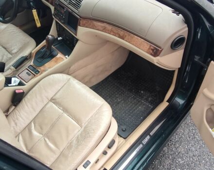 Зеленый БМВ 5 Серия, объемом двигателя 4.4 л и пробегом 360 тыс. км за 4600 $, фото 10 на Automoto.ua