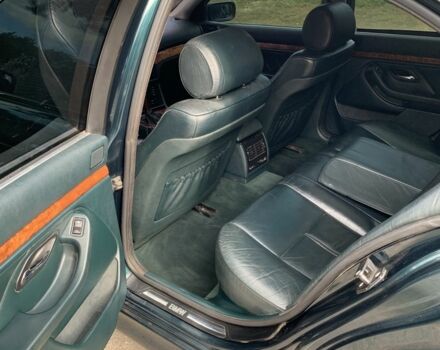 Зеленый БМВ 5 Серия, объемом двигателя 2 л и пробегом 365 тыс. км за 4100 $, фото 8 на Automoto.ua