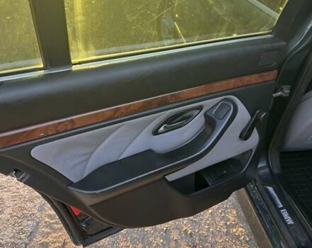 Зеленый БМВ 5 Серия, объемом двигателя 2 л и пробегом 490 тыс. км за 3700 $, фото 13 на Automoto.ua