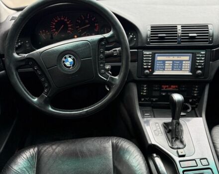 Зеленый БМВ 5 Серия, объемом двигателя 4.4 л и пробегом 300 тыс. км за 6400 $, фото 10 на Automoto.ua