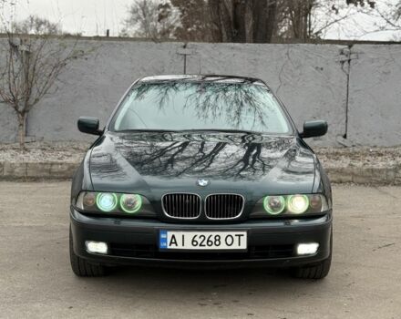 Зеленый БМВ 5 Серия, объемом двигателя 4.4 л и пробегом 300 тыс. км за 6400 $, фото 1 на Automoto.ua