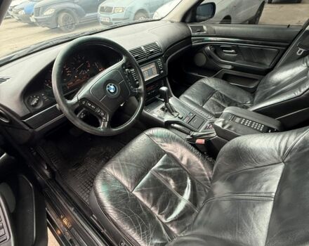 Зеленый БМВ 5 Серия, объемом двигателя 4.4 л и пробегом 300 тыс. км за 6400 $, фото 8 на Automoto.ua