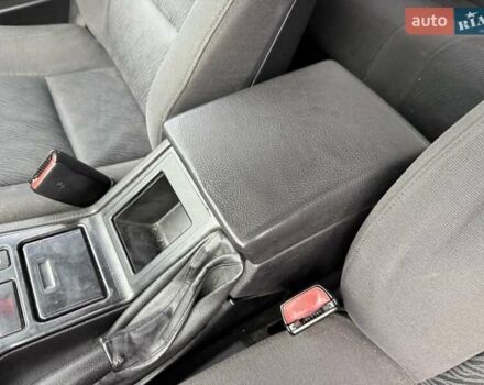 Зеленый БМВ 5 Серия, объемом двигателя 2 л и пробегом 375 тыс. км за 2800 $, фото 27 на Automoto.ua