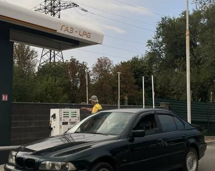 Зелений БМВ 5 Серія, об'ємом двигуна 2 л та пробігом 450 тис. км за 4700 $, фото 9 на Automoto.ua