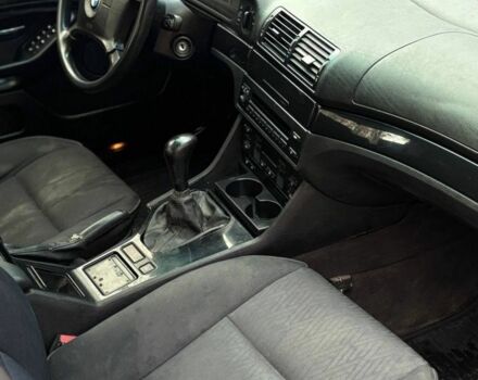 Зелений БМВ 5 Серія, об'ємом двигуна 2 л та пробігом 300 тис. км за 4600 $, фото 11 на Automoto.ua