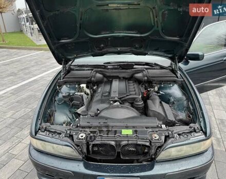 Зеленый БМВ 5 Серия, объемом двигателя 2 л и пробегом 375 тыс. км за 2800 $, фото 37 на Automoto.ua