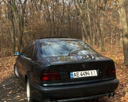 Зелений БМВ 5 Серія, об'ємом двигуна 2 л та пробігом 300 тис. км за 4600 $, фото 3 на Automoto.ua