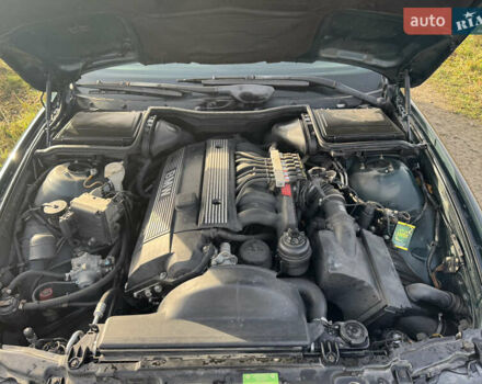 Зеленый БМВ 5 Серия, объемом двигателя 1.99 л и пробегом 340 тыс. км за 3150 $, фото 13 на Automoto.ua