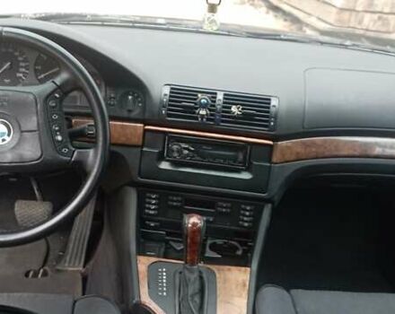 Зеленый БМВ 5 Серия, объемом двигателя 2.5 л и пробегом 350 тыс. км за 3500 $, фото 11 на Automoto.ua