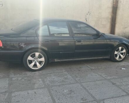 Зеленый БМВ 5 Серия, объемом двигателя 2 л и пробегом 50 тыс. км за 6000 $, фото 1 на Automoto.ua