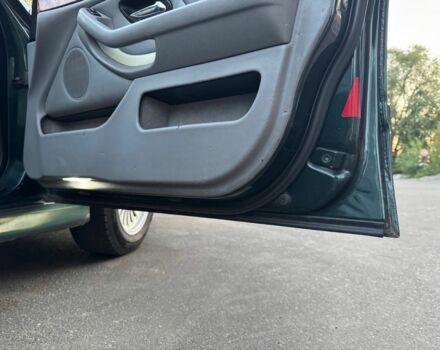 Зеленый БМВ 5 Серия, объемом двигателя 2 л и пробегом 450 тыс. км за 3800 $, фото 12 на Automoto.ua