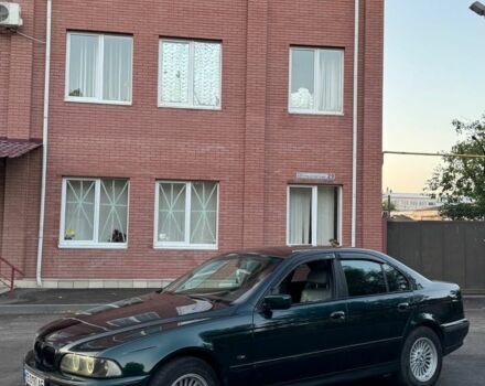 Зеленый БМВ 5 Серия, объемом двигателя 2 л и пробегом 450 тыс. км за 3800 $, фото 2 на Automoto.ua