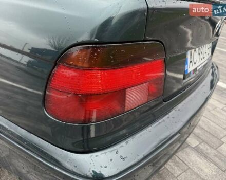 Зеленый БМВ 5 Серия, объемом двигателя 2 л и пробегом 375 тыс. км за 2800 $, фото 12 на Automoto.ua